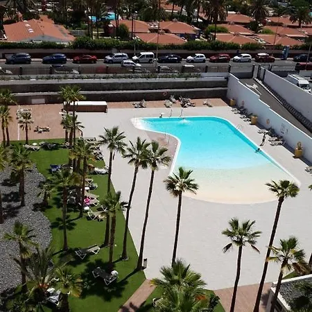 Flat In The Area アパート